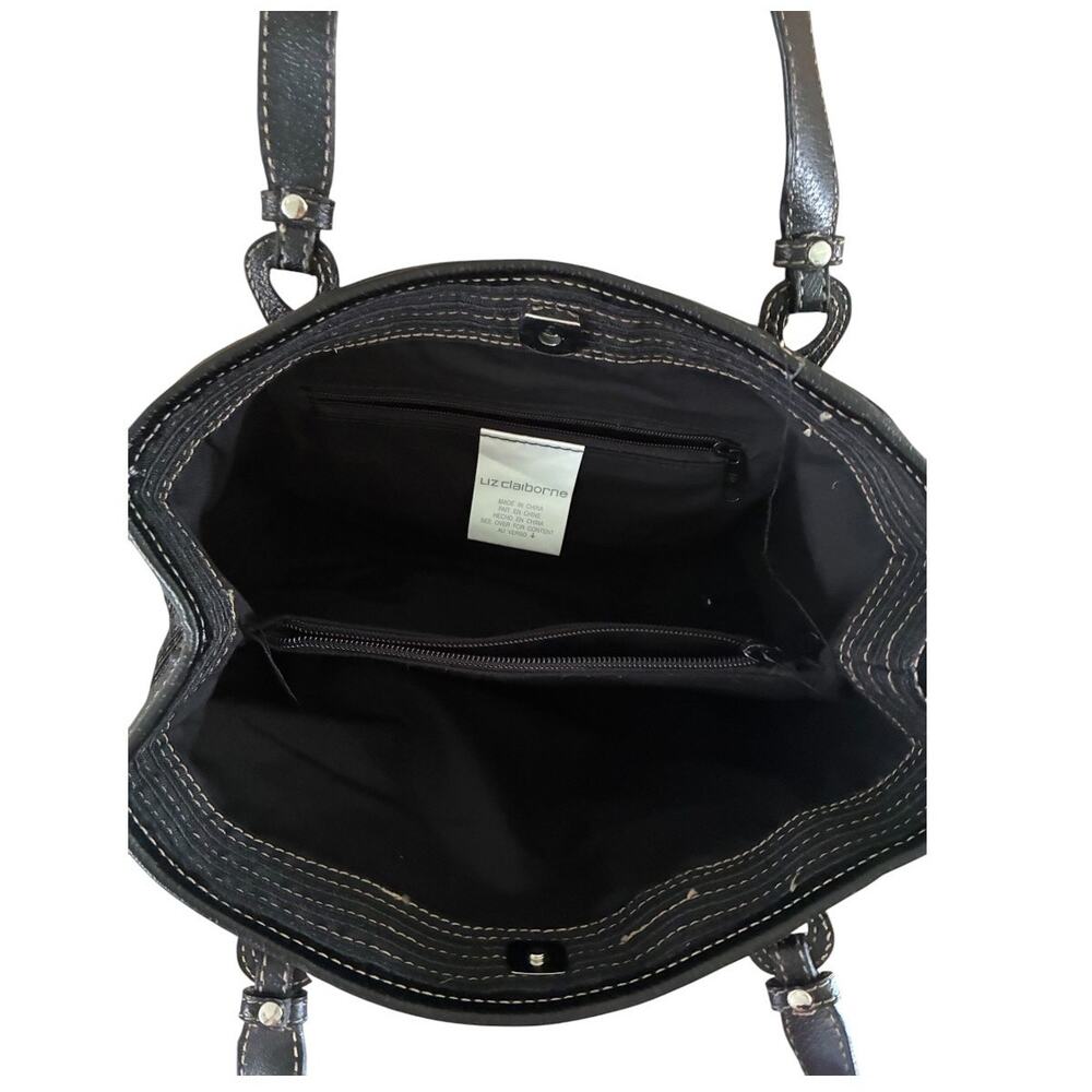 Liz Claiborne black woven shoulder bag contrasting stitching - Picture 4 of 12